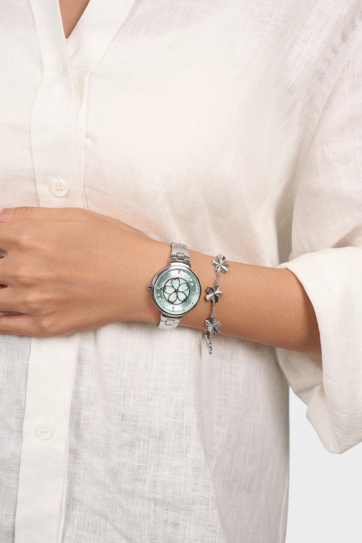 Cherry Blossom Classic Aqua Blue Dial Silver Bracelet