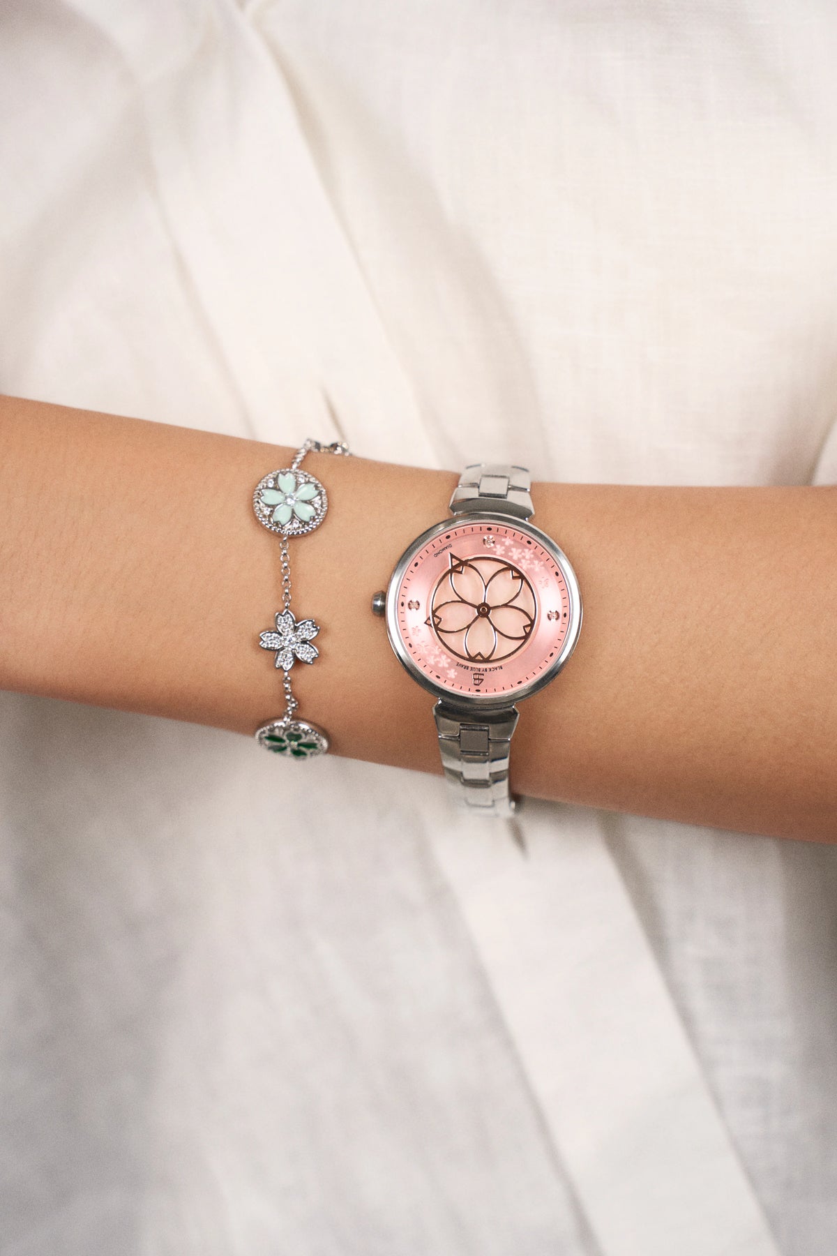 Cherry Blossom Klassische silberne Armbanduhr mit rosa Zifferblatt