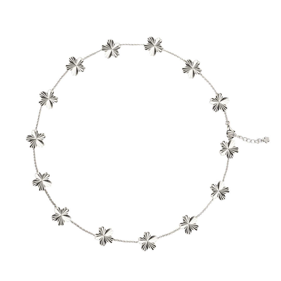 Cherry Blossom Gleam 14-Flower Shine Light Sakura Silver Necklace (Platinum Plated)