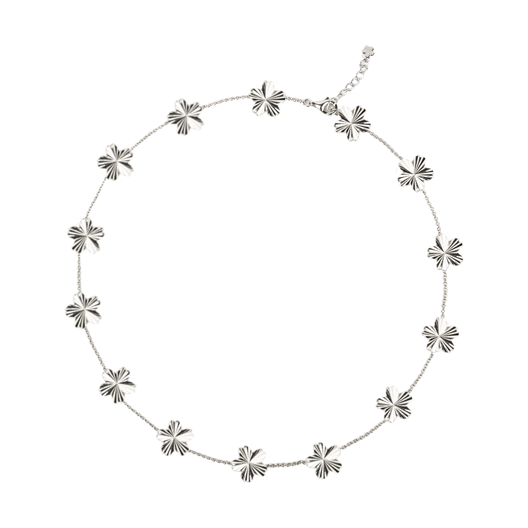 Cherry Blossom Gleam 14-Flower Shine Light Sakura Silver Necklace (Platinum Plated)