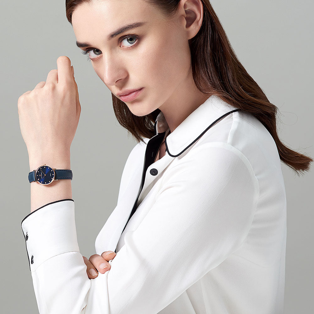 DIAMONDS IN THE HAND BLUE - 4B Watches